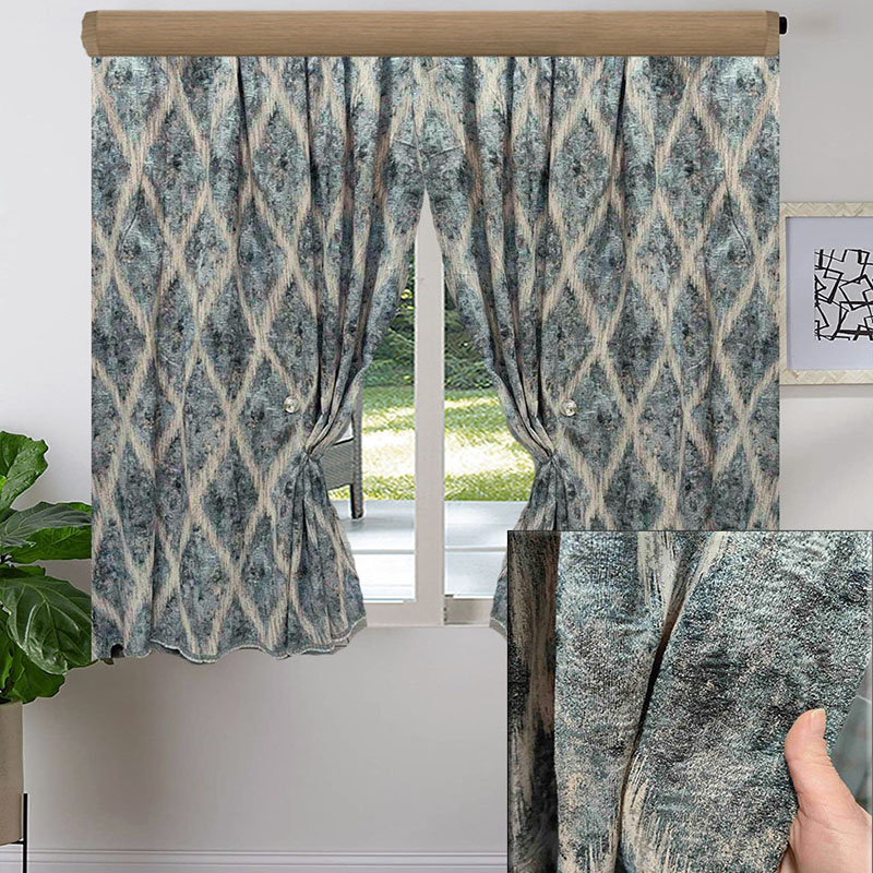 kourtineskontesgiaparathiro097