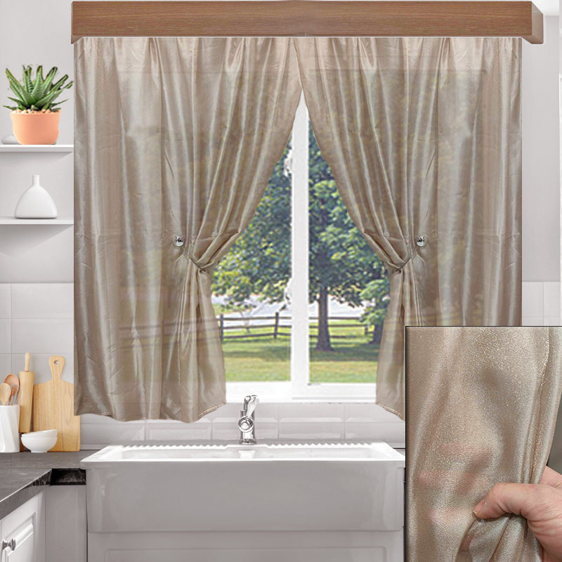 kourtineskontesgiaparathirokafe