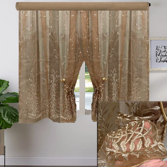 kourtineskontesgiaparathiro030