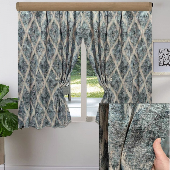 kourtineskontesgiaparathiro097