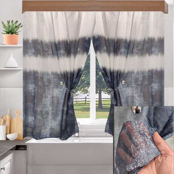 kourtineskontesparathirou03455